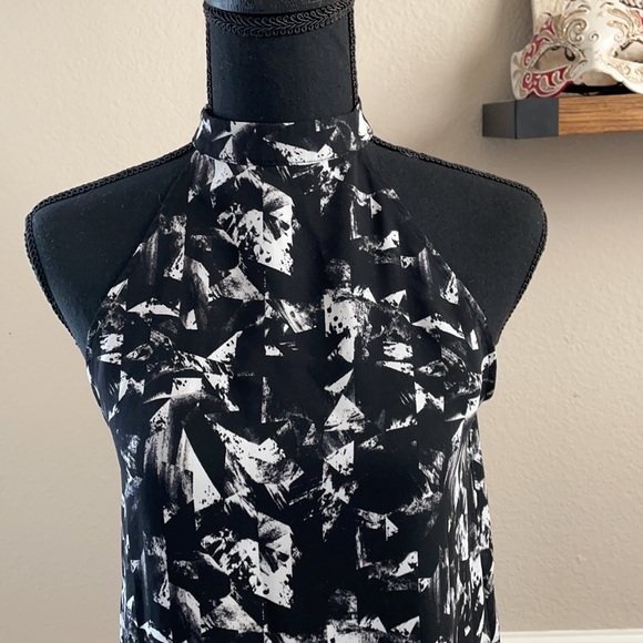 Cute mini dress - Picture 2 of 10